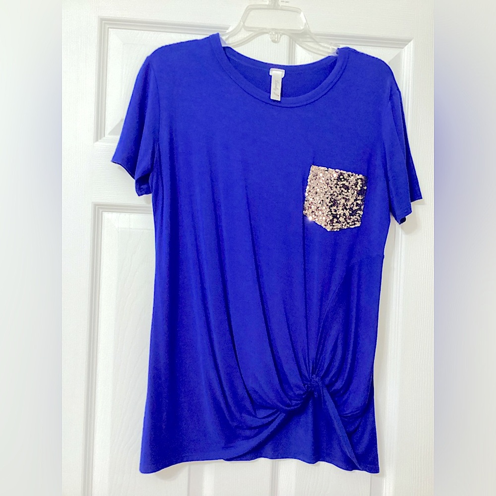 Sequin Pocket Tee w/Twist Front, Small, Color Royal Blue